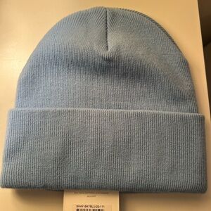 Light blue never worn beanie with tags!